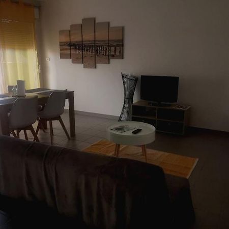 Appartement T2 Accessible Pmr Avec Terrasse Et Garage Onet-le-Chateau Exterior photo